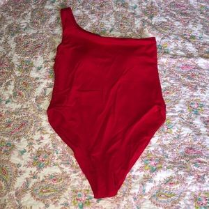 ✨NWOT✨ one shoulder bathing suit